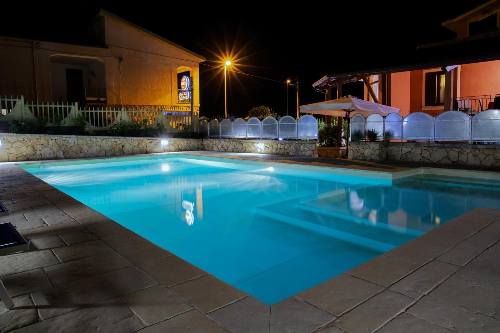Piccola Locanda S'Ausentu Uri Zewnętrze zdjęcie